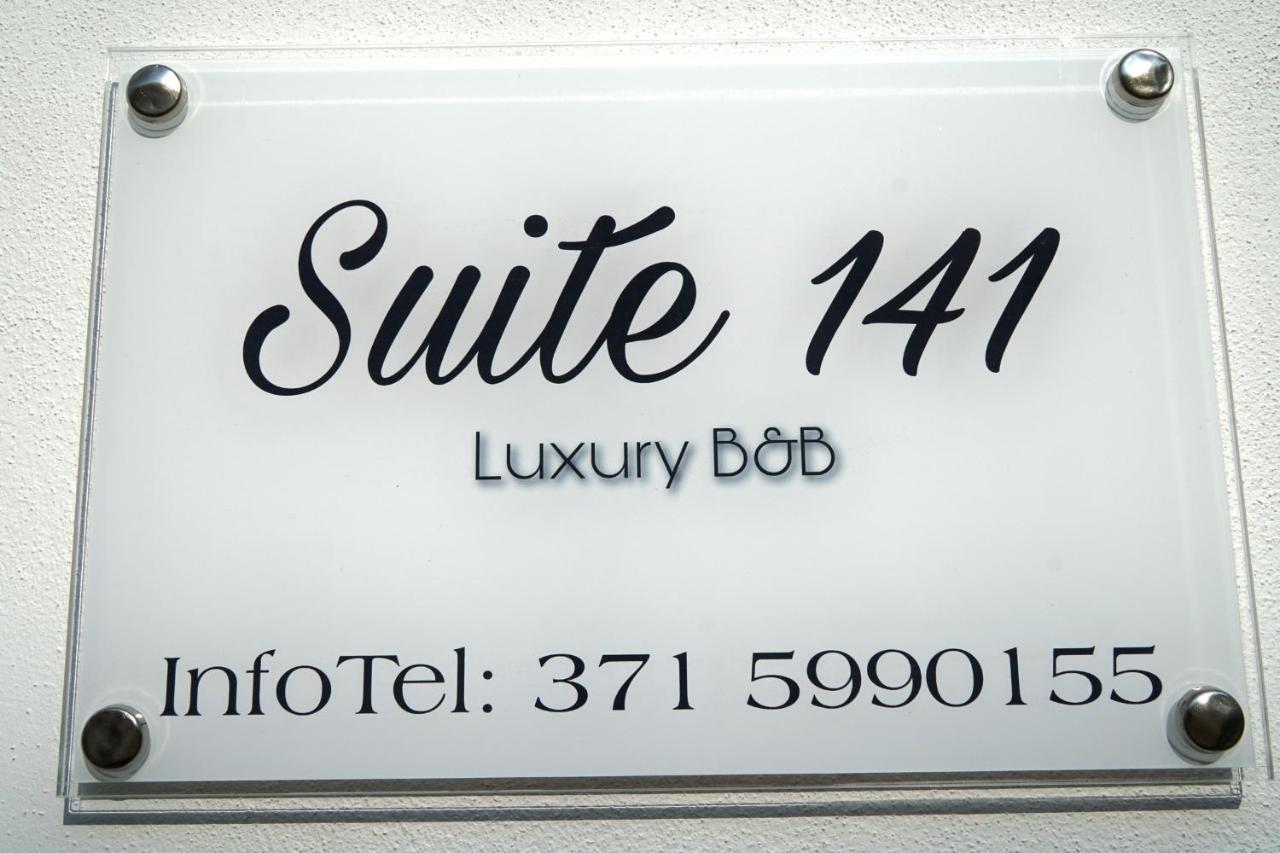 Suite 141 - Luxury B&B Монополи Экстерьер фото