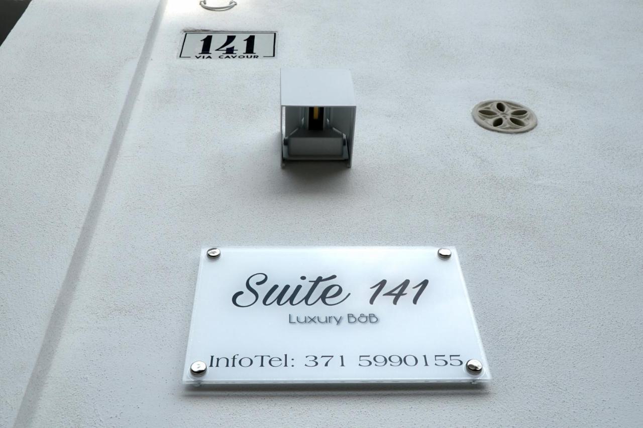 Suite 141 - Luxury B&B Монополи Экстерьер фото